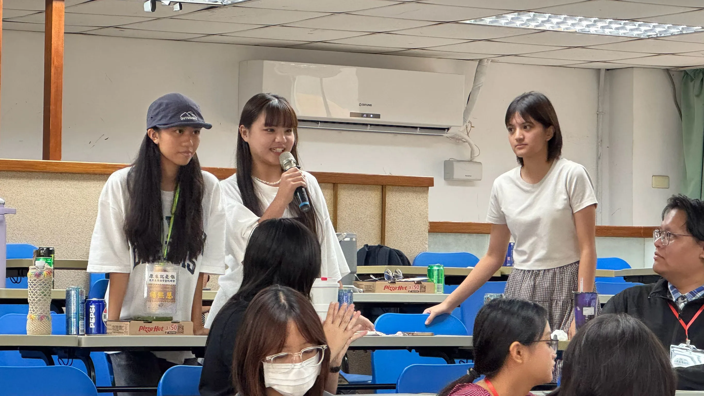 1150909新生茶會暨獎助學金說明會 第4張
